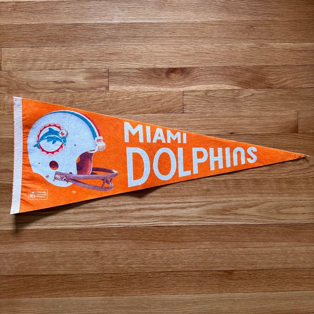 Vintage NFL Miami Dolphins Felt Flag Pennants Set of 2 Superbowl 1985 Orange - Picture 6 of 7